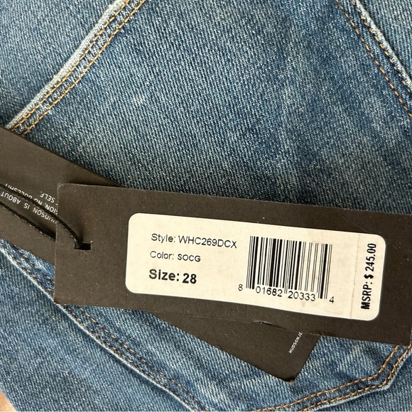 Hudson frayed cropped jeans. Size 28 - Picture 6 of 9